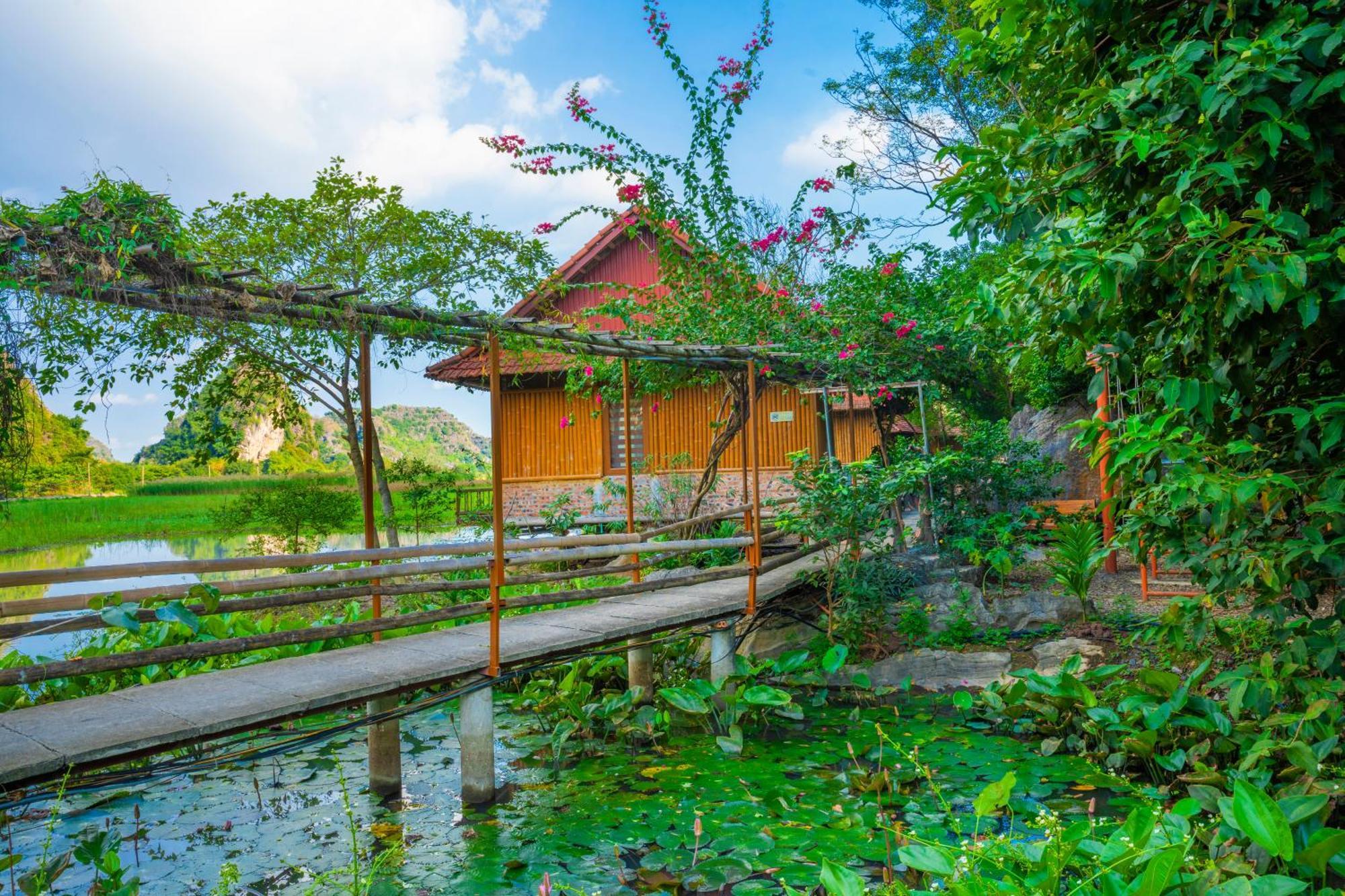 Lotus Field Homestay Ninh Binh Exterior photo